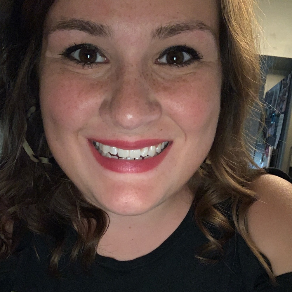 Meet your Posher, Stephanie